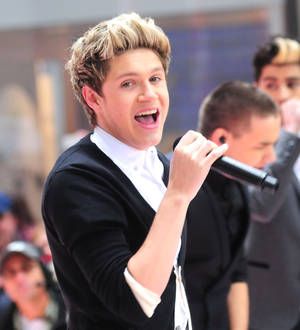 Niall Horan denies tattoo rumors
