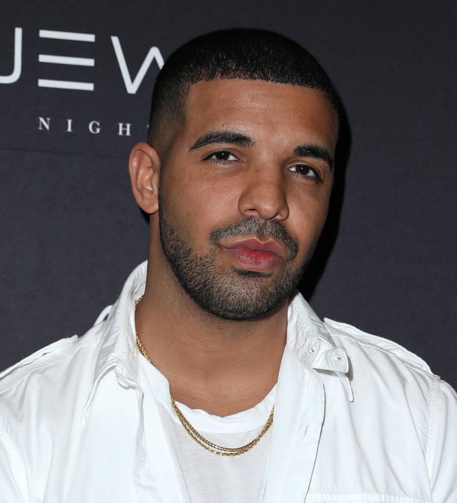 Drake's One Dance makes it three weeks on top in Billboard charts