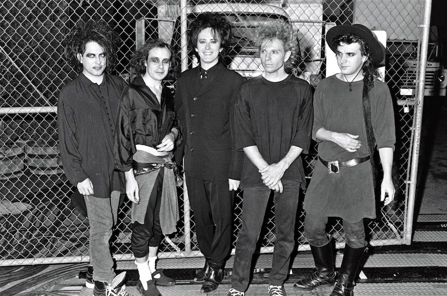 SUNDAY MUSIC VIDS: The Cure
