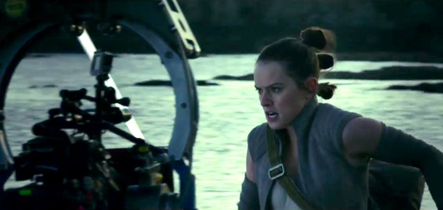 'Star Wars' Reel & 'A Wrinkle In Time' Trailer Get Fans Hype at D23 Expo!