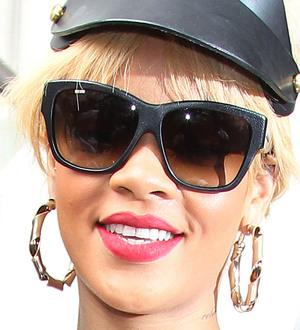 Rihanna goes 'Geisha' for new Coldplay video
