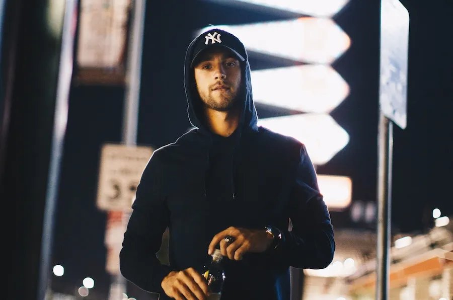 ARTIST TO WATCH: Miles Hardt