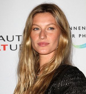 Gisele Bundchen distraught over dog's death