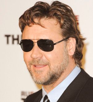 Crowe signs on for Les Miserables film