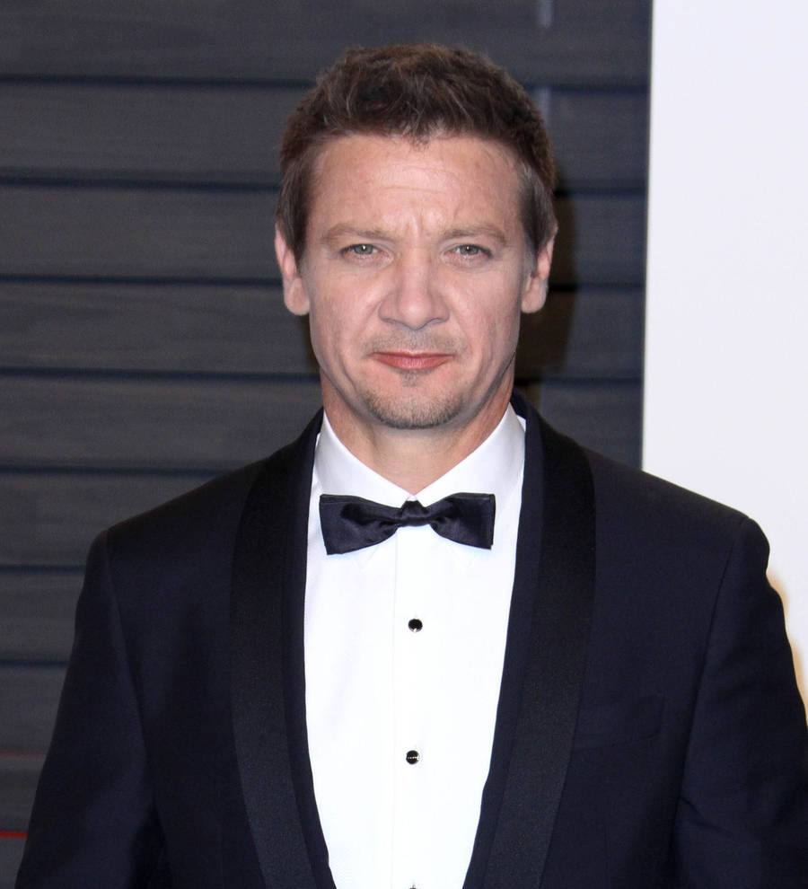 Jeremy Renner protects daughter from limelight