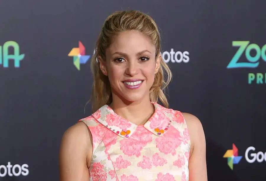 Killing With Kindness: 3 Famous Females Making A Difference