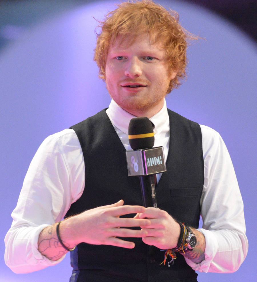 Ed Sheeran splashes out,000 on toy shopping spree