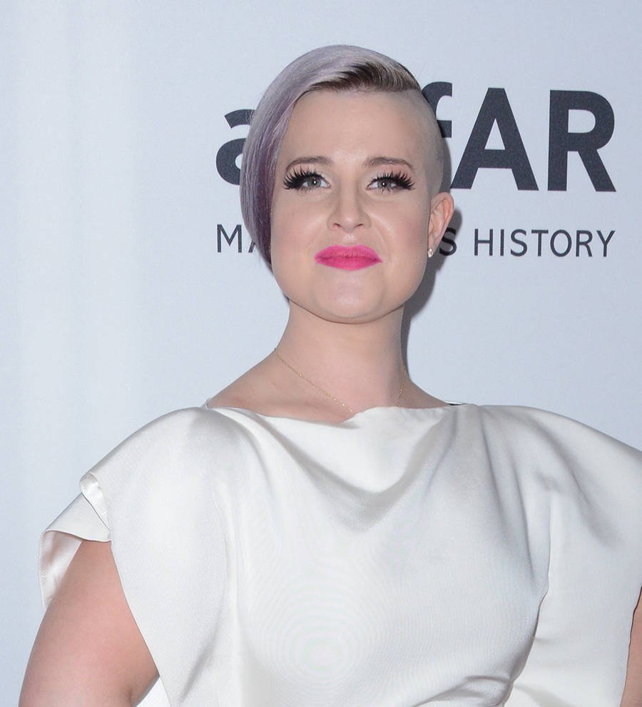Kelly Osbourne settles lawsuit with dad's ex-mistress