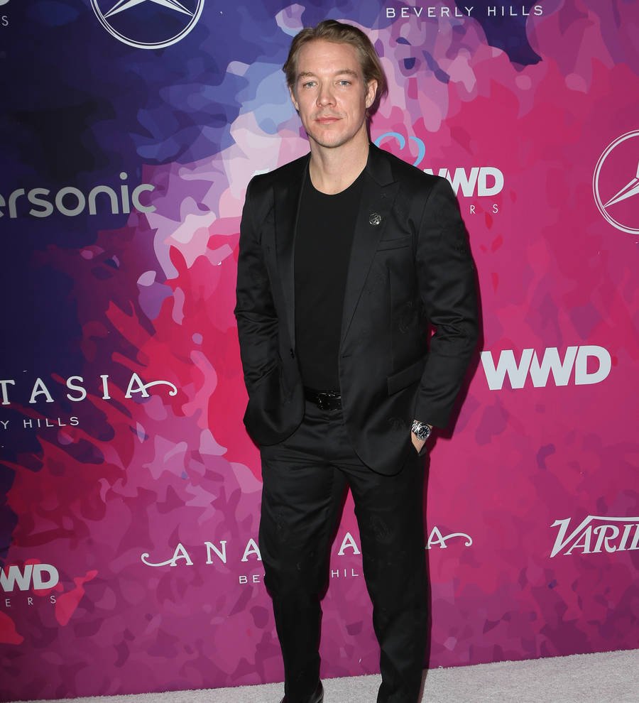 Diplo signs with modeling agency