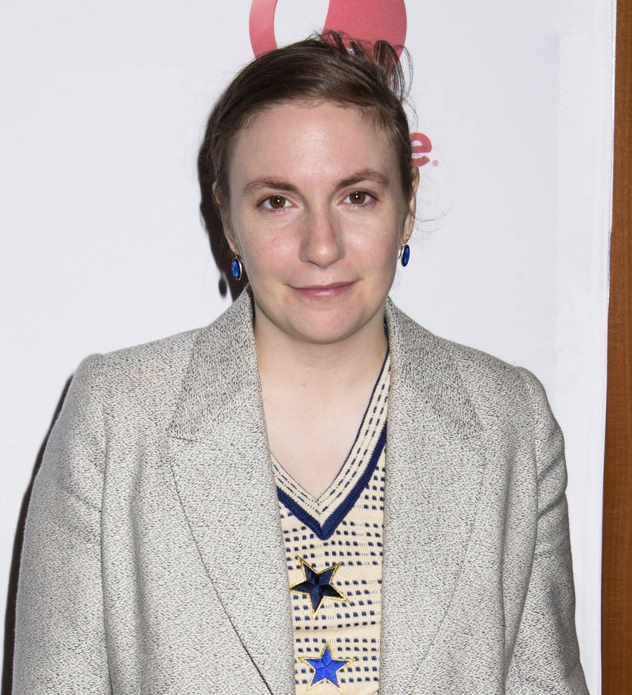 Lena Dunham shares endometriosis scars