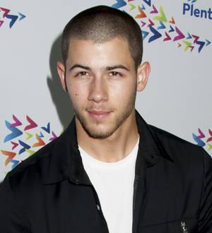 Nick Jonas and Kendall Jenner dating - report