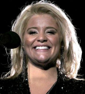 Country singer Lauren Alaina cancels shows due to throat problems