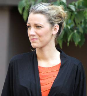 Newlywed Blake Lively gets Gossip Girl toast