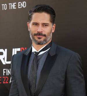 Joe Manganiello dating Sofia Vergara - report
