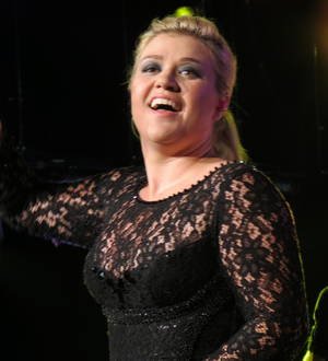 Kelly Clarkson loses bid to keep Jane Austen ring