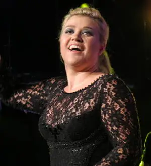 Kelly Clarkson loses bid to keep Jane Austen ring
