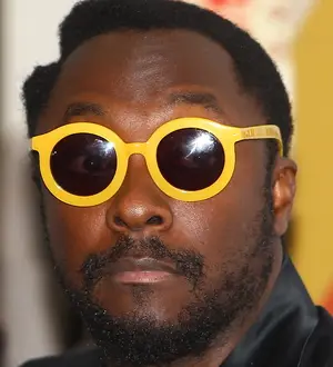 will.i.am in neck brace after car crash