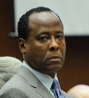 Michael Jackson's doctor seeking jail release