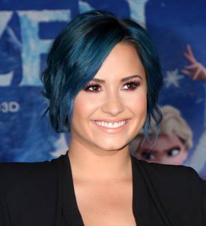 Demi Lovato loves her elderly neighbors