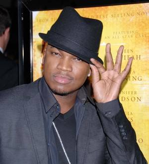 Ne-Yo holds free concert for troops