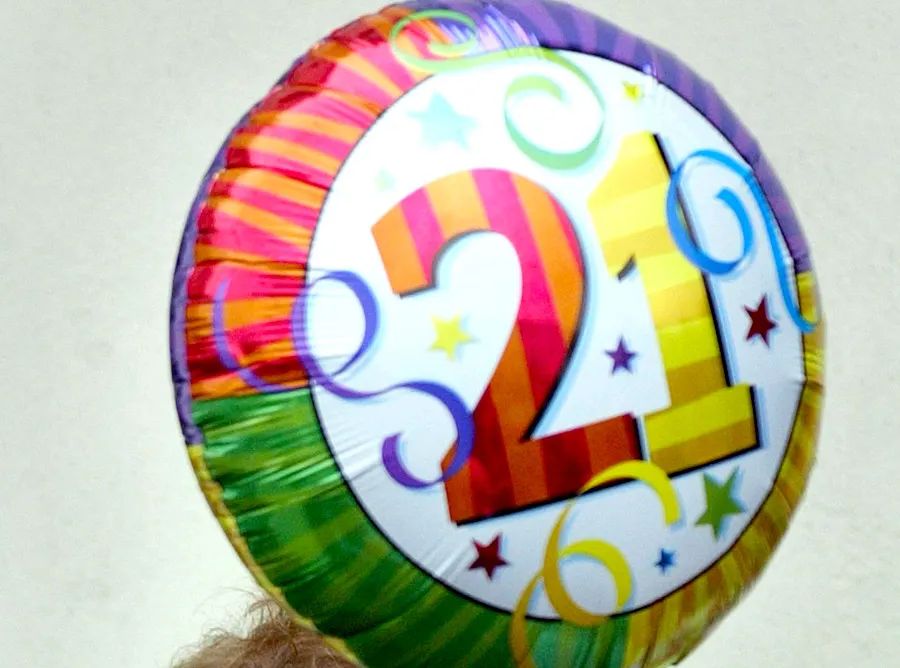 21 Ways To Celebrate Your 21st Birthday!