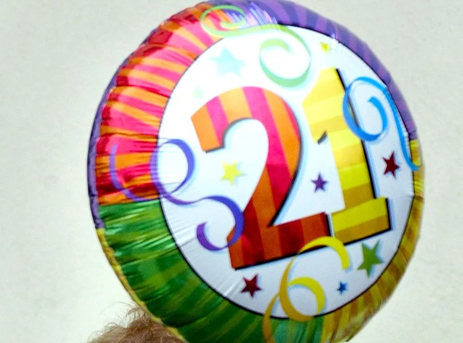 21 Ways To Celebrate Your 21st Birthday!