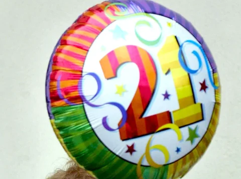 21 Ways To Celebrate Your 21st Birthday!