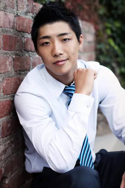 Q&A: "Arrested Development" Star Justin Lee