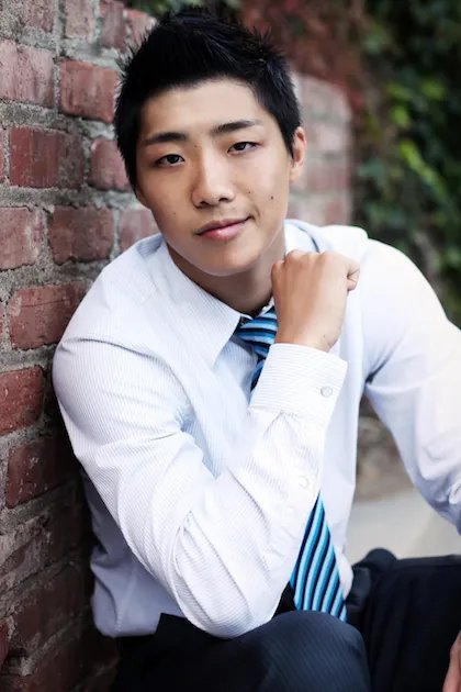 Q&A: "Arrested Development" Star Justin Lee