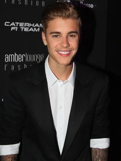 Justin Bieber Continues His Good Works for Kids