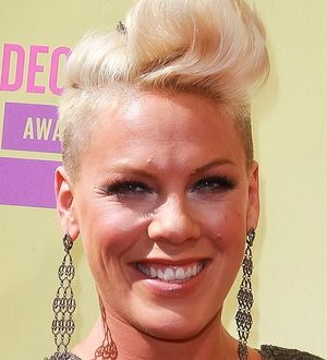 Pink enrols in wine class