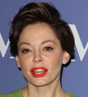 Rose McGowan engaged