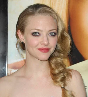 Amanda Seyfried & Ryan Phillippe split
