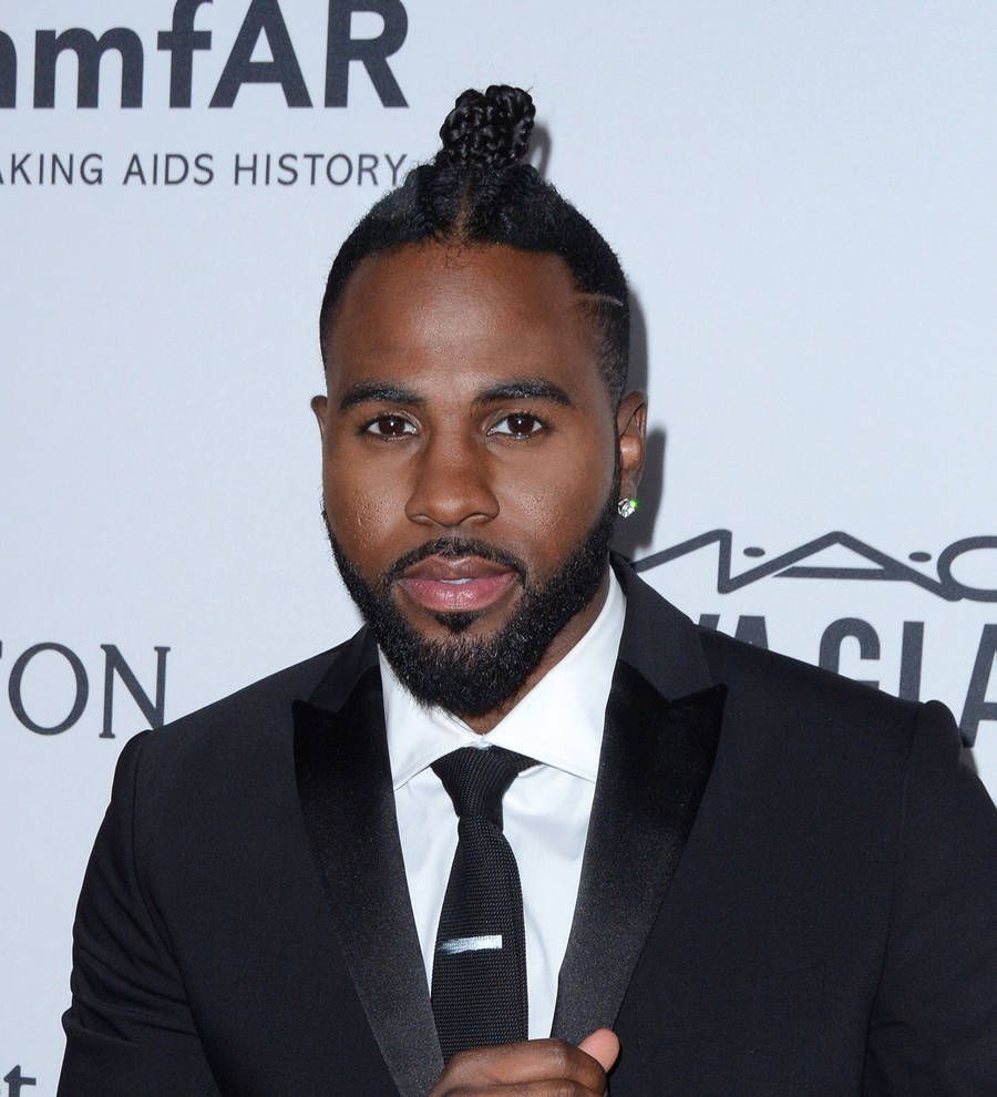 Jason DeRulo happy to be single after love flops
