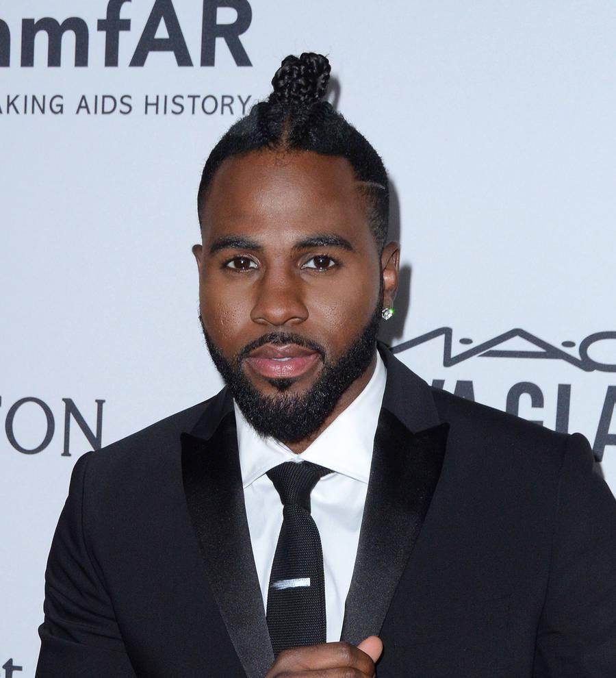 Jason DeRulo happy to be single after love flops