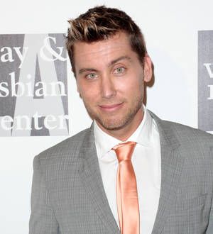Lance Bass helping one-eyed dog find a new home