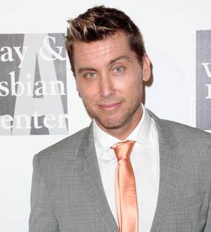 Lance Bass helping one-eyed dog find a new home