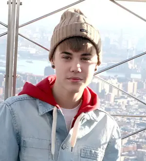 Justin Bieber takes paternity test