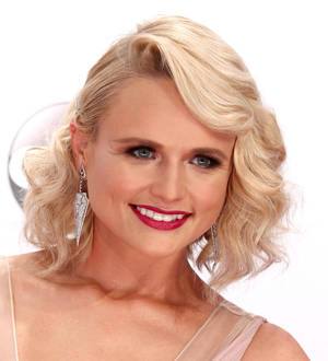 Miranda Lambert opens no-kill animal shelter