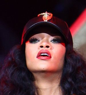 Rihanna goes incognito in London for fashion tips