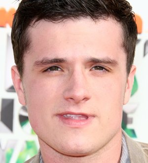 Josh Hutcherson regrets buying a car online