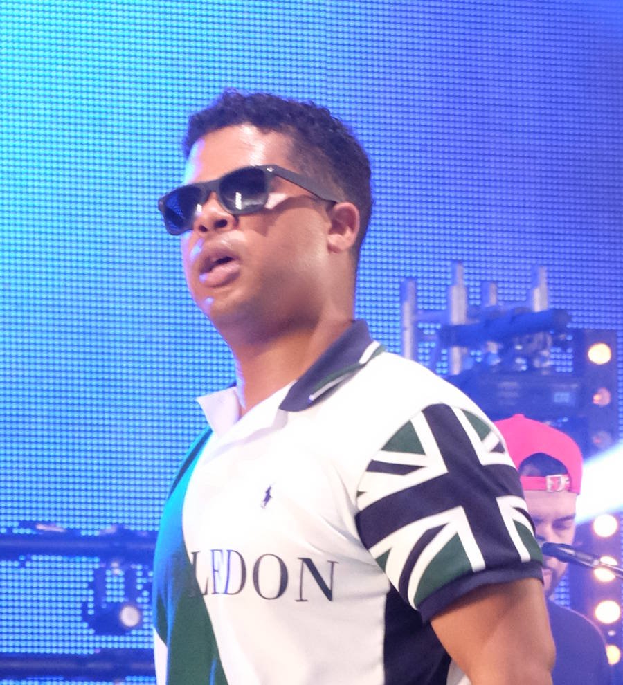 iLoveMakonnen: 'I'm gay'