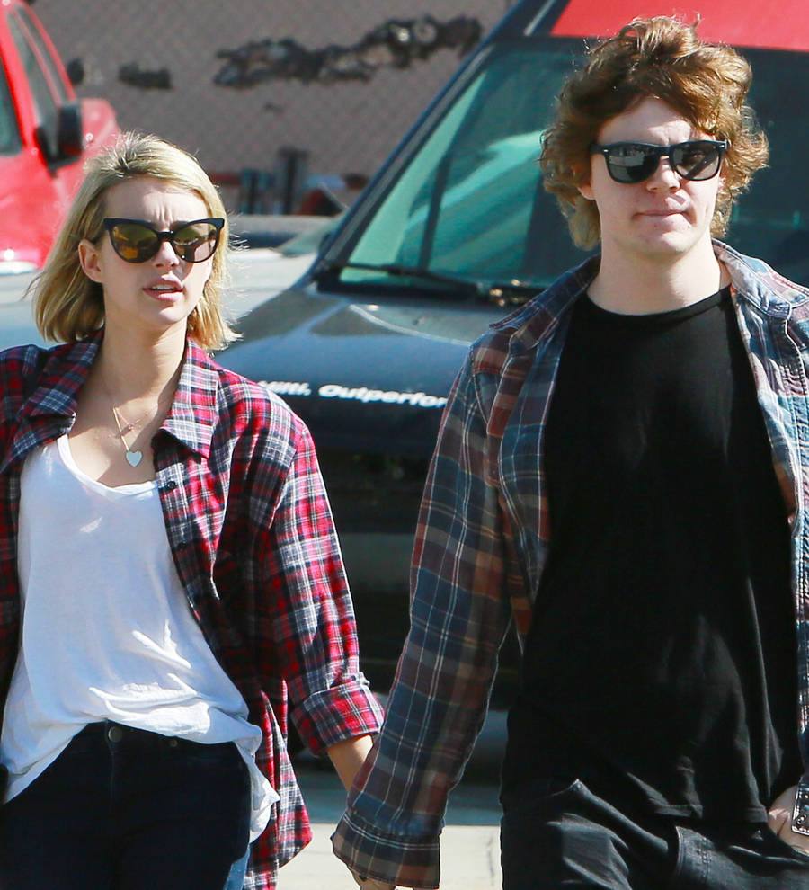 Emma Roberts and Evan Peters spark reconciliation rumors