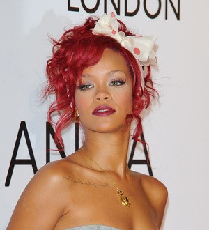 Rihanna Video Director Defends S & M Promo