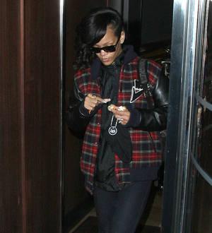 Rihanna directs fashion advertising campaign