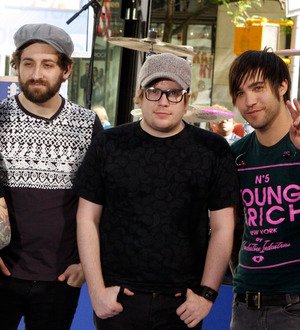 Fall Out Boy not split