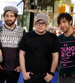 Fall Out Boy not split