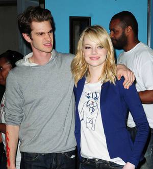Andrew Garfield and Emma Stone to turn off Singapore's lights for Earth Hour