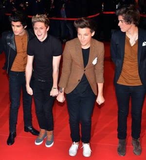 One Direction recruit British Prime Minister for music video