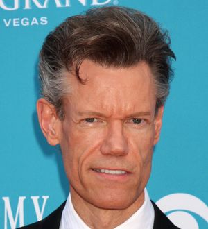 Randy Travis is released from jail